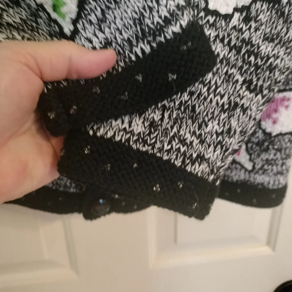 Handknits By Storybook Knits sweater Size M Women's Floral Cable Knit Cottgecore